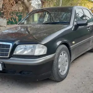 Mercedes-Benz GLB class, 2000