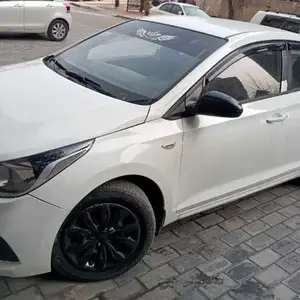 Hyundai Avante, 2018