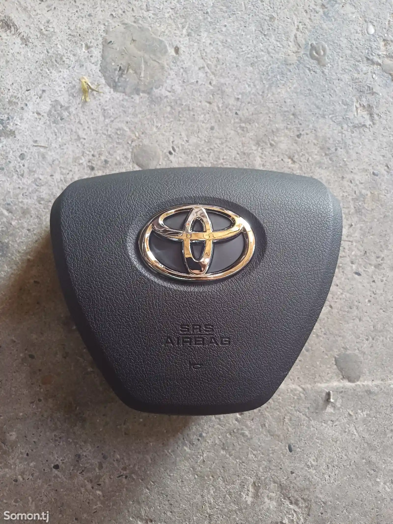 Крышка подушки безопасности от Toyota Camry-1