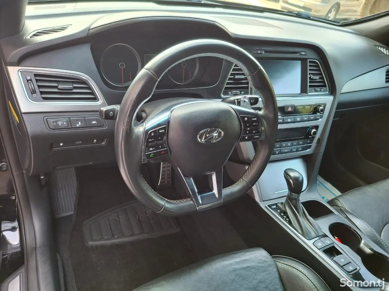 Hyundai Sonata, 2015-12