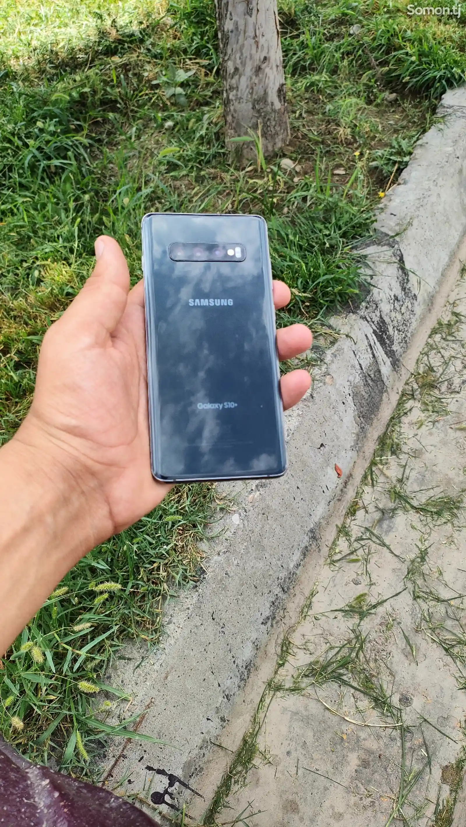 Samsung Galaxy S10 Plus 128gb-1