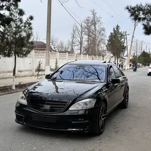 Mercedes-Benz S class, 2010