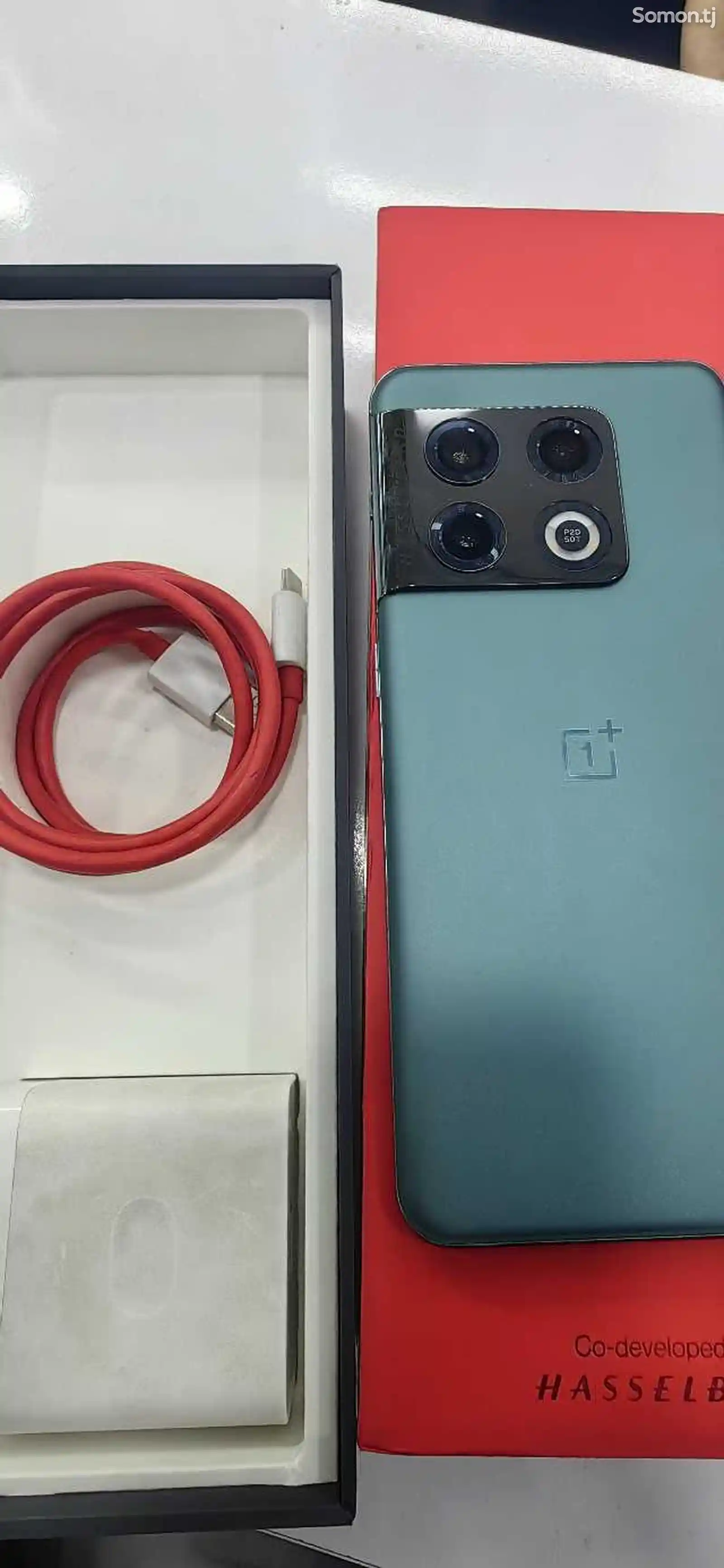 OnePlus 10 Pro-1