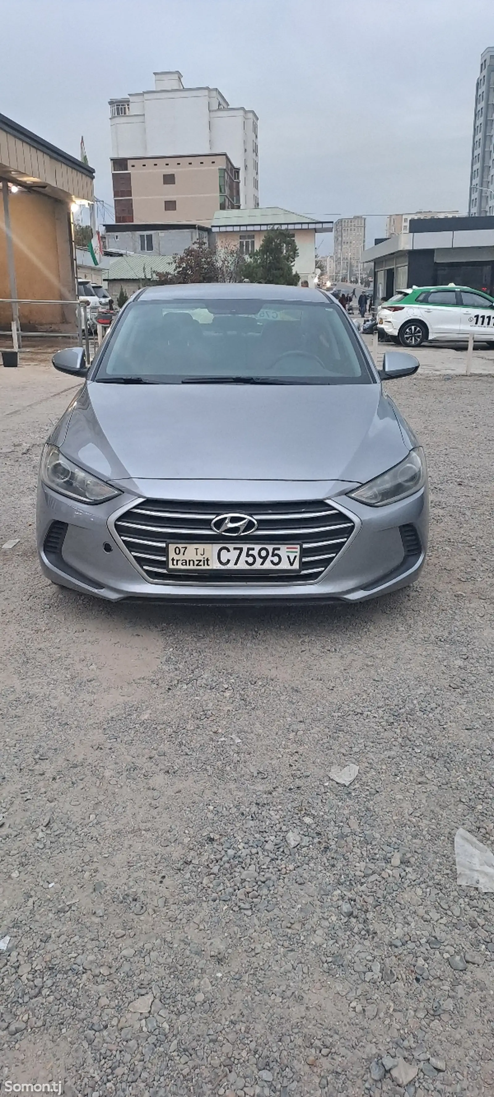 Hyundai Elantra, 2017-1