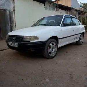 Opel Astra F, 1992