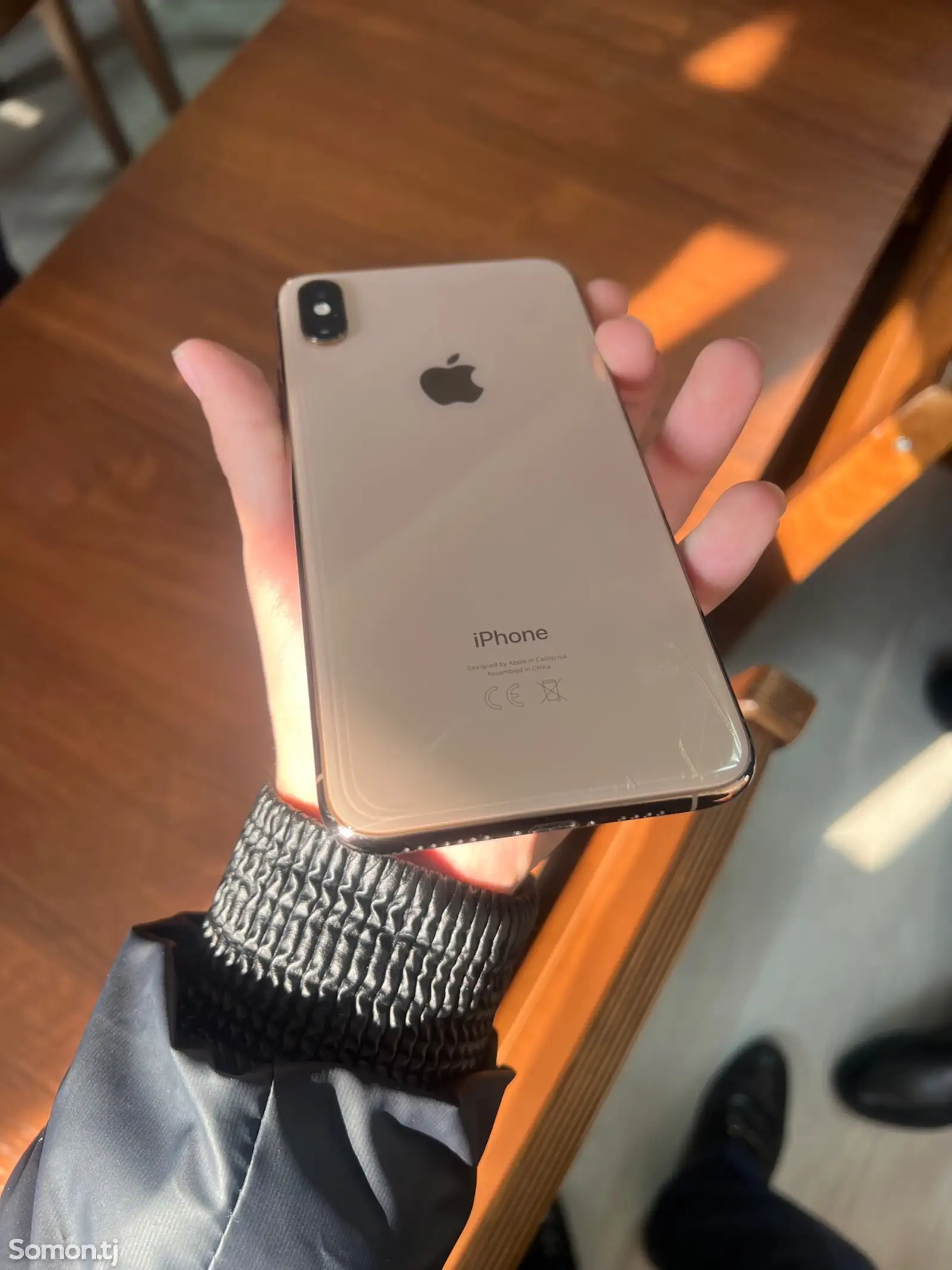 Apple iPhone Xs Max, 64 gb, Gold-1