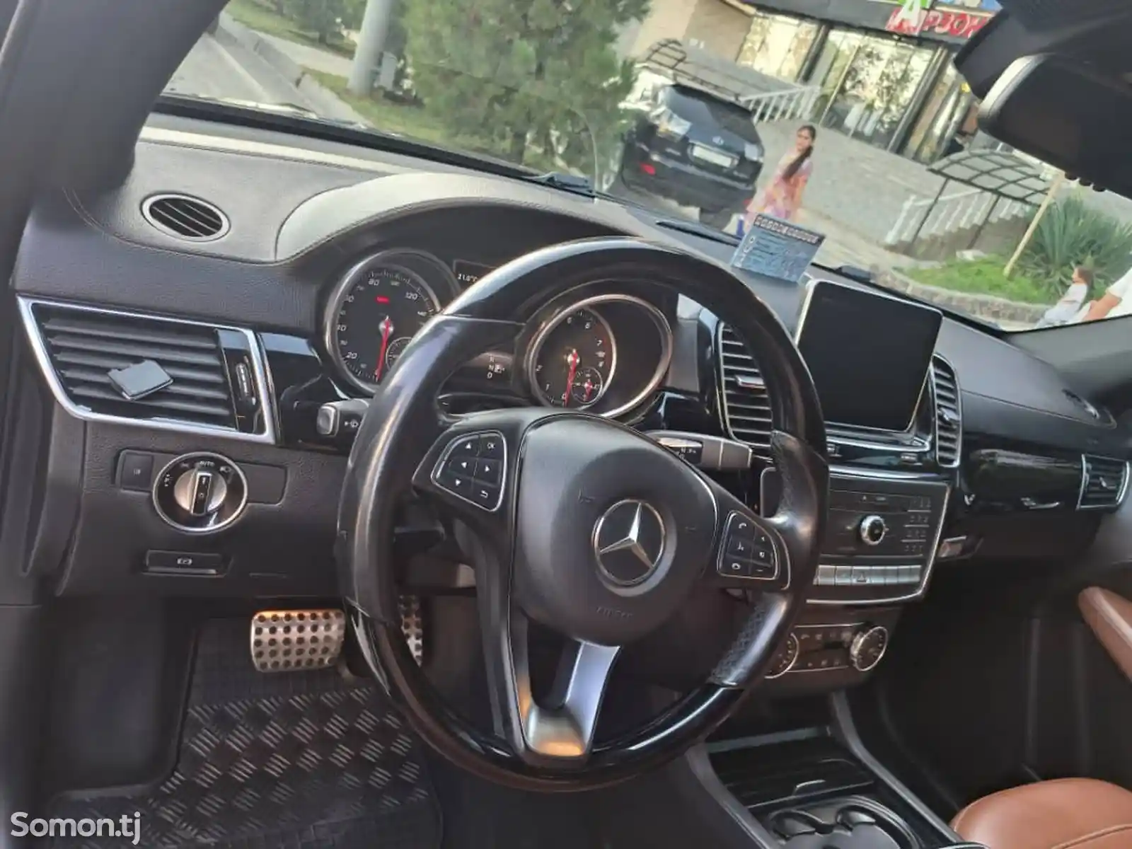 Mercedes-Benz GL class, 2017-3