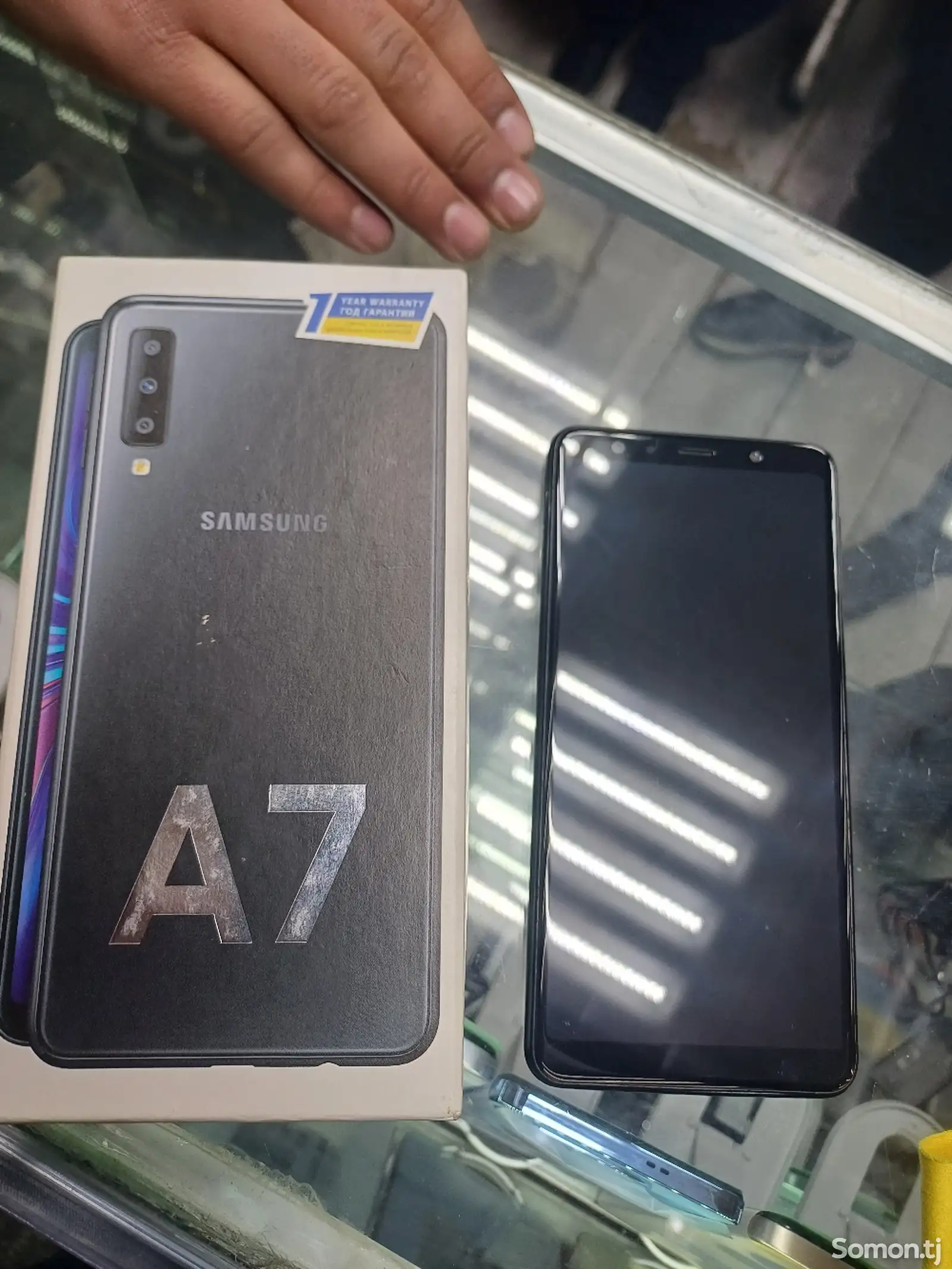 Samsung Galaxy А7-1