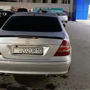 Mercedes-Benz E class, 2004