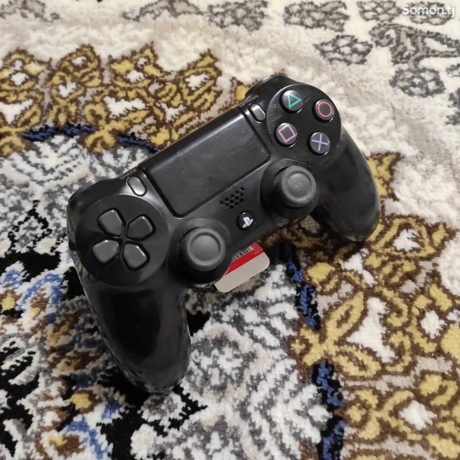 Игровой джойстик PlayStation 4 Dualshok 4-1