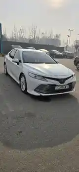 Toyota Camry, 2018-4