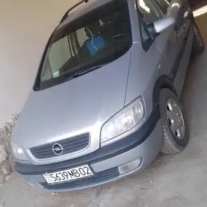 Opel Zafira, 1999