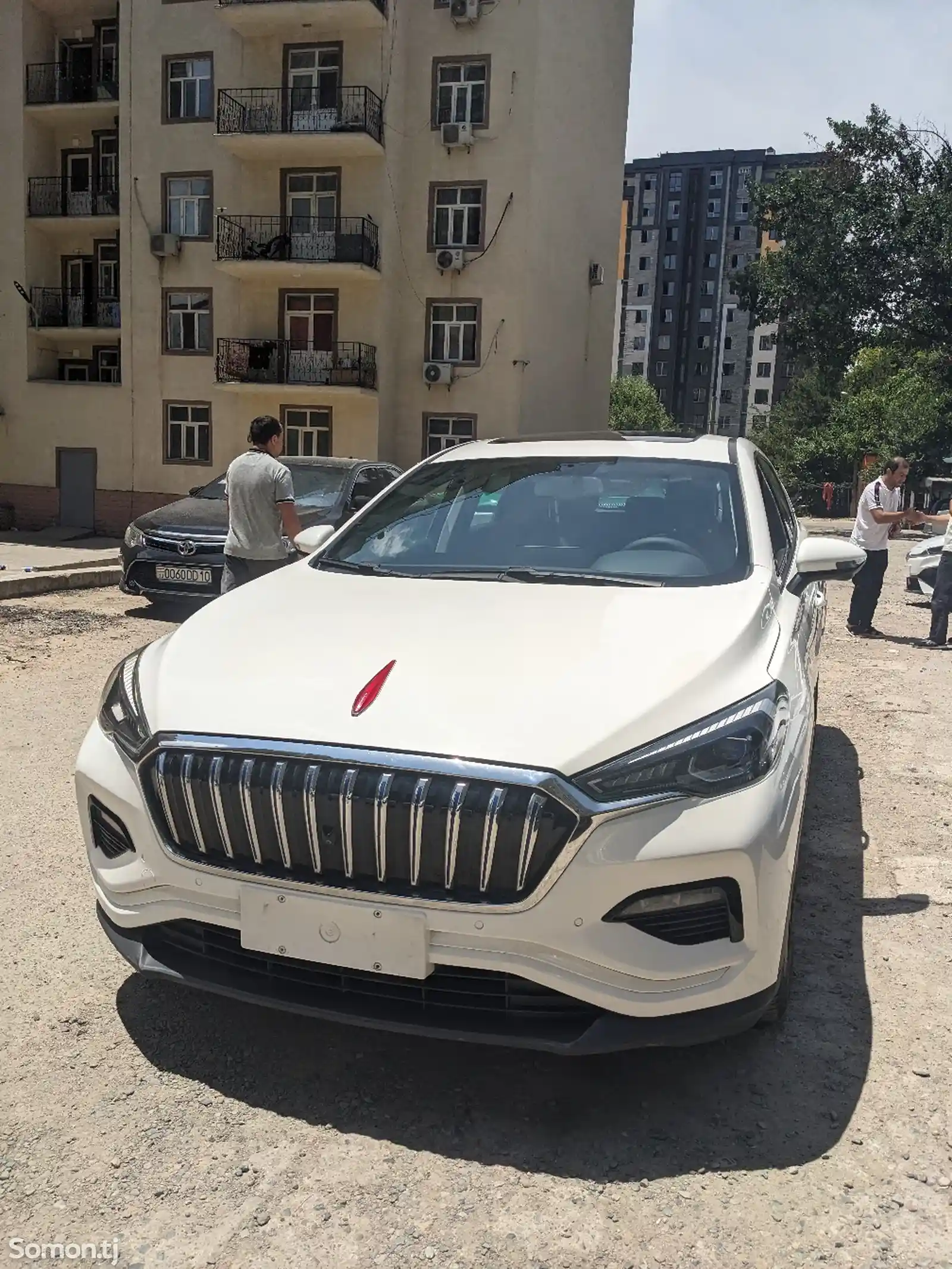 Hongqi HS3, 2019-1