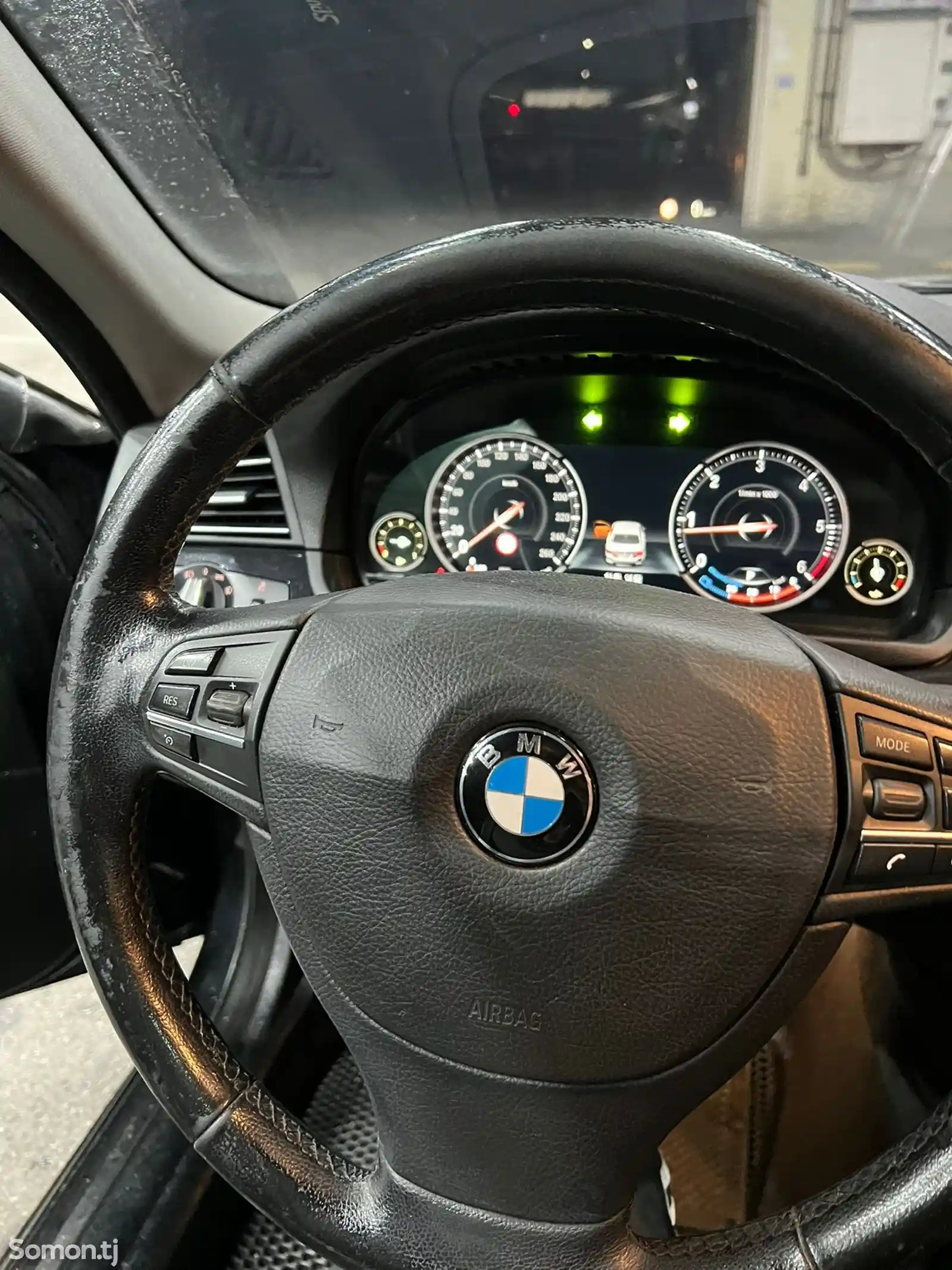 BMW 5 series, 2015-11