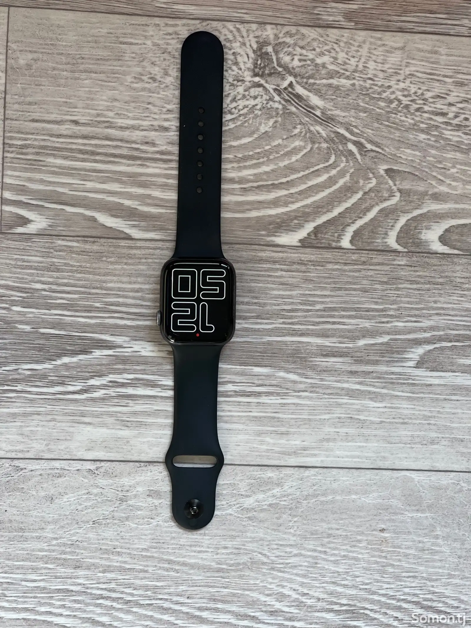 Смарт часы Apple watch 6 series 44 mm-1