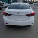 Hyundai Elantra, 2015-6