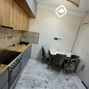 2-комн. квартира, 5 этаж, 55м², Фирдавси