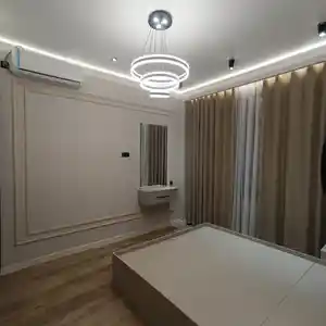 3-комн. квартира, 11 этаж, 80 м², И. Сомони