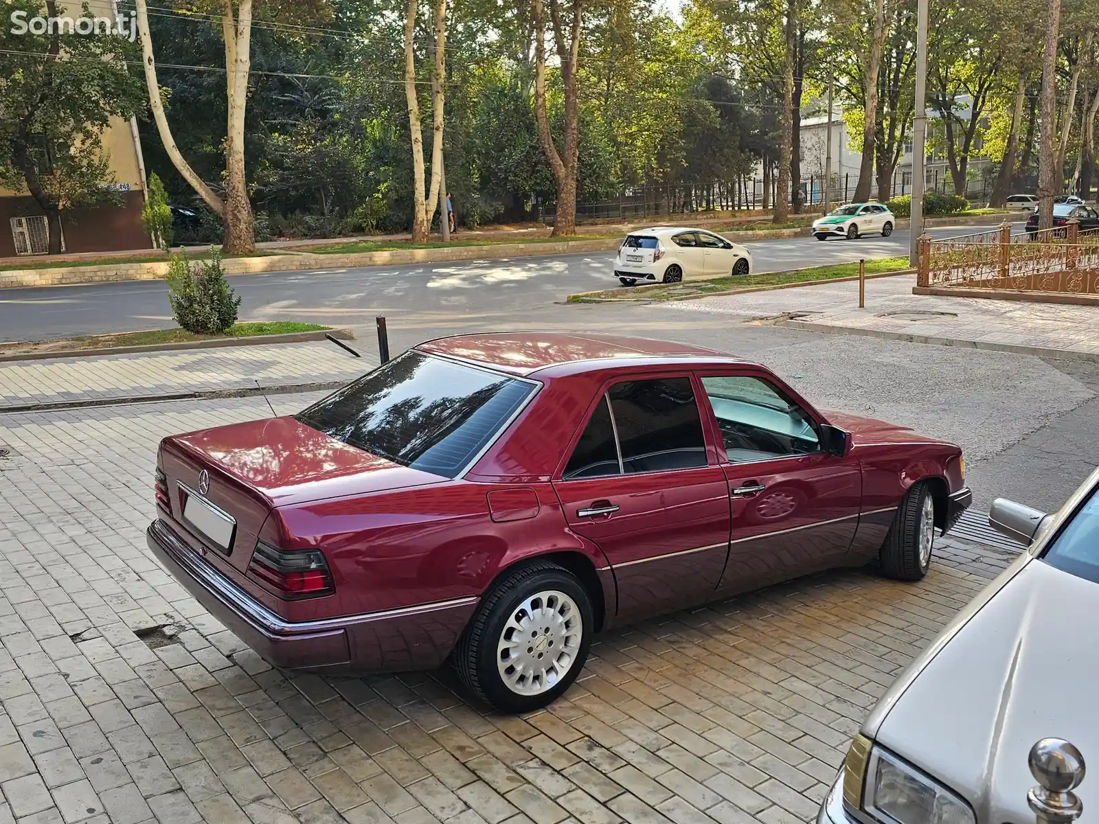 Mercedes-Benz W124, 1992-4