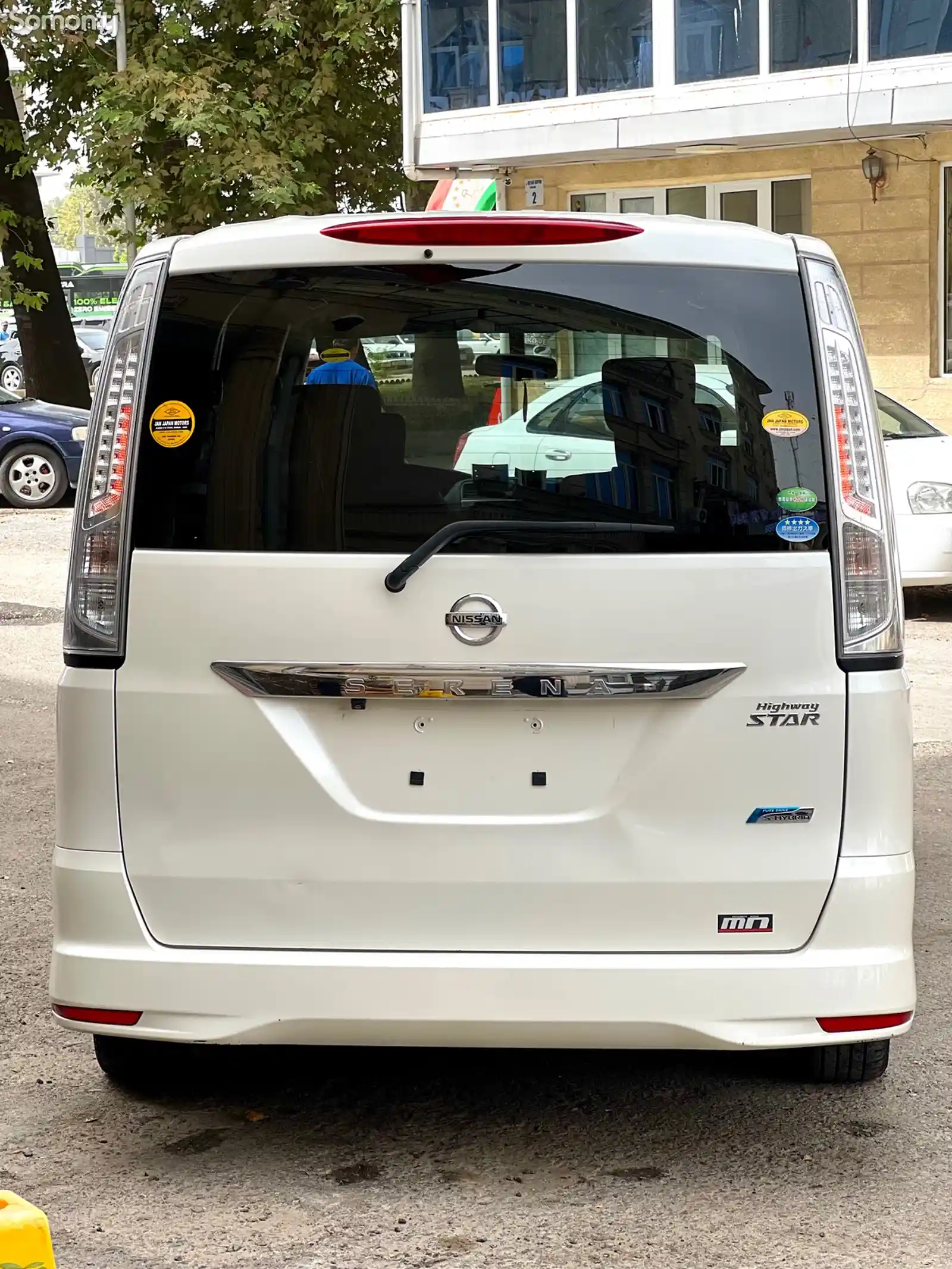 Nissan Serena, 2014-3