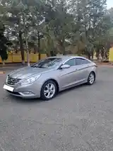 Hyundai Sonata, 2010-2