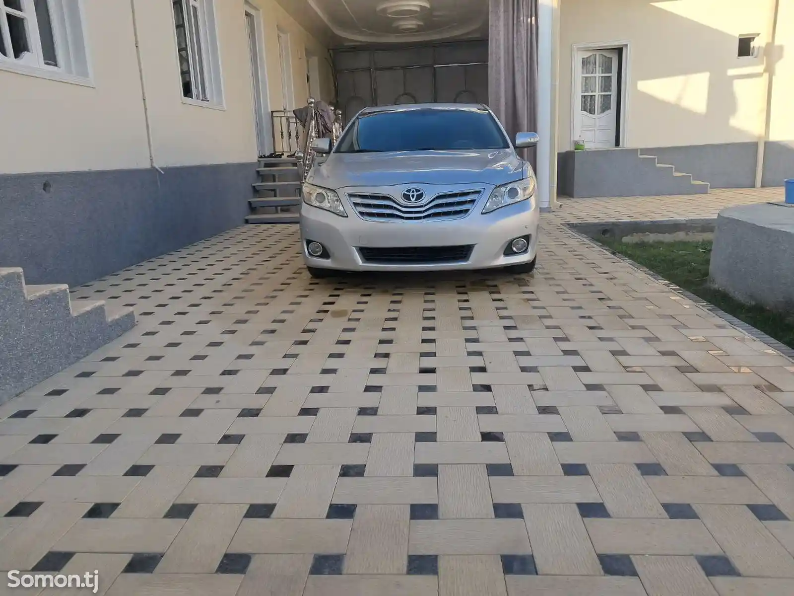 Toyota Camry, 2010-7