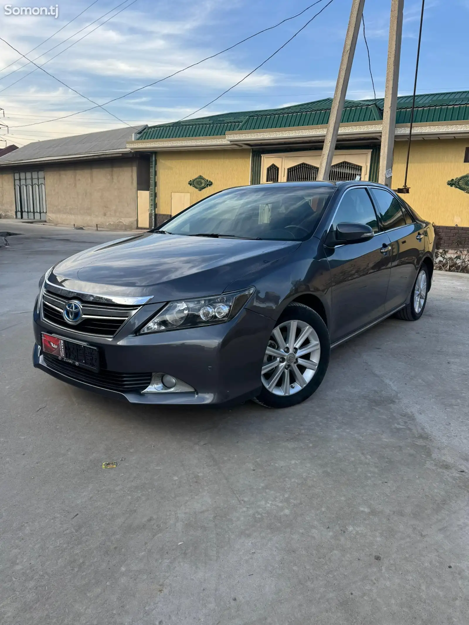 Toyota Camry, 2014-1