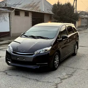 Toyota Wish, 2015