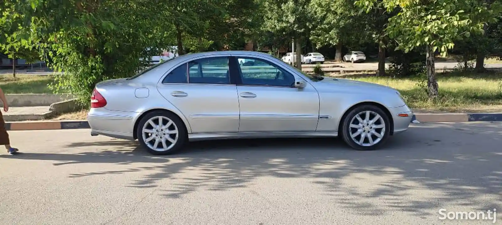 Mercedes-Benz E class, 2002-3