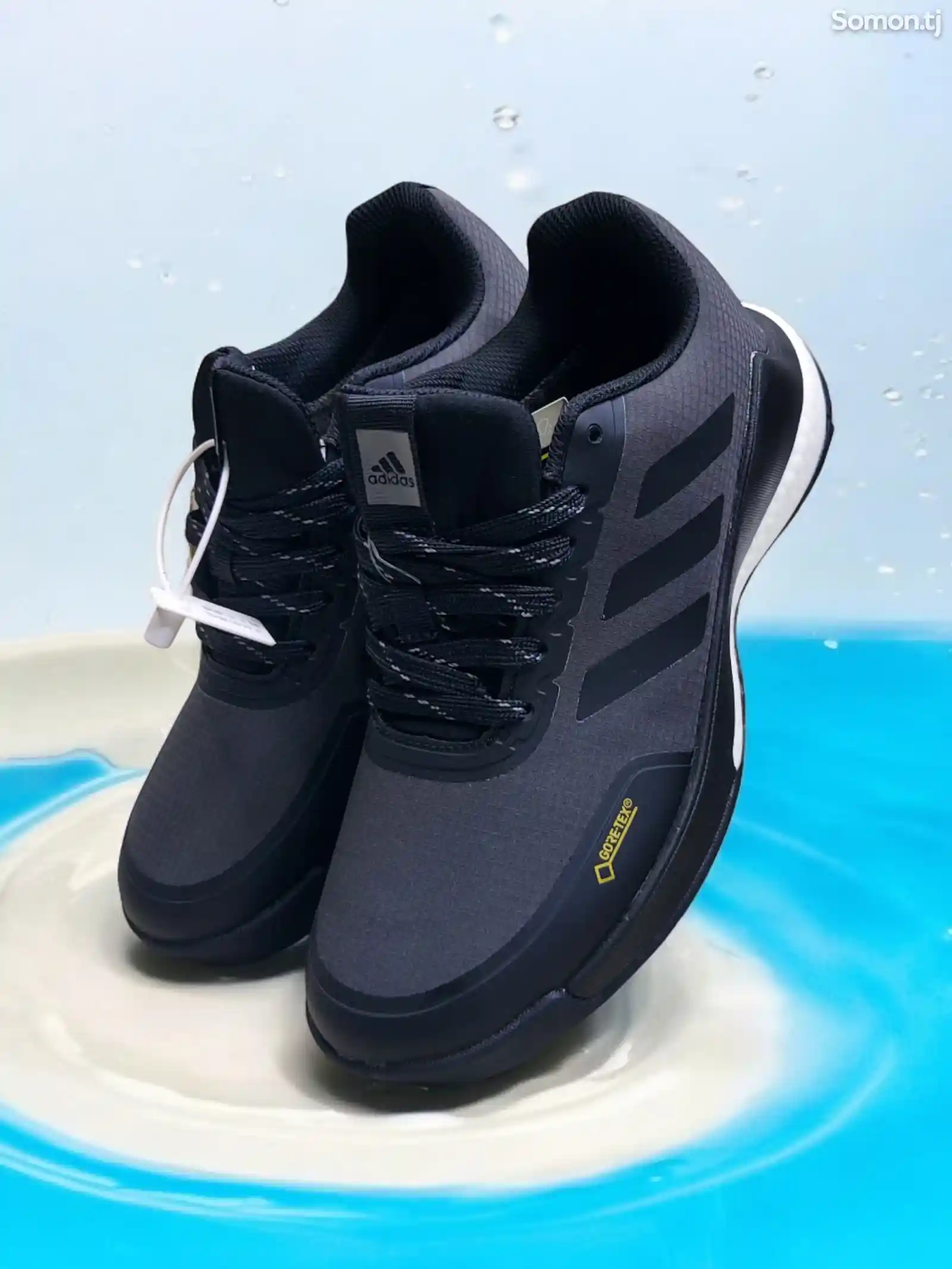 Кроссовки Adidas-2