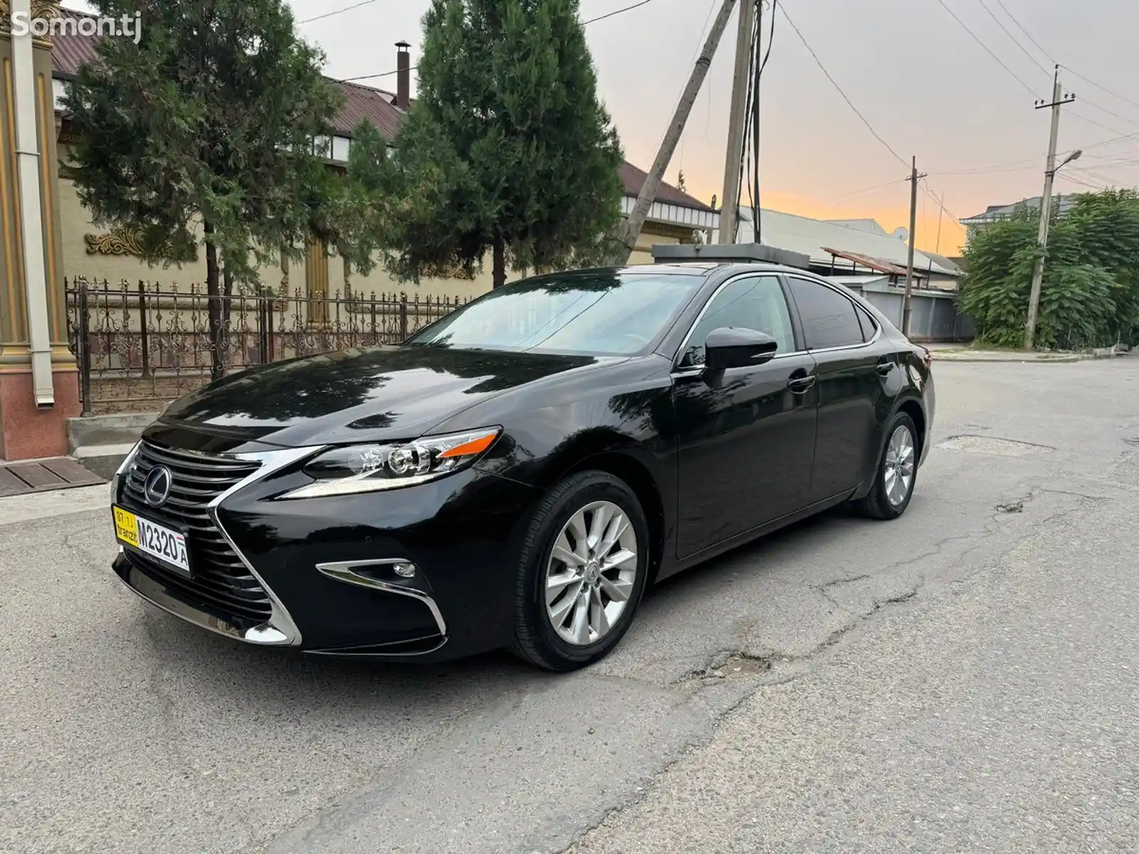 Lexus ES series, 2014-2