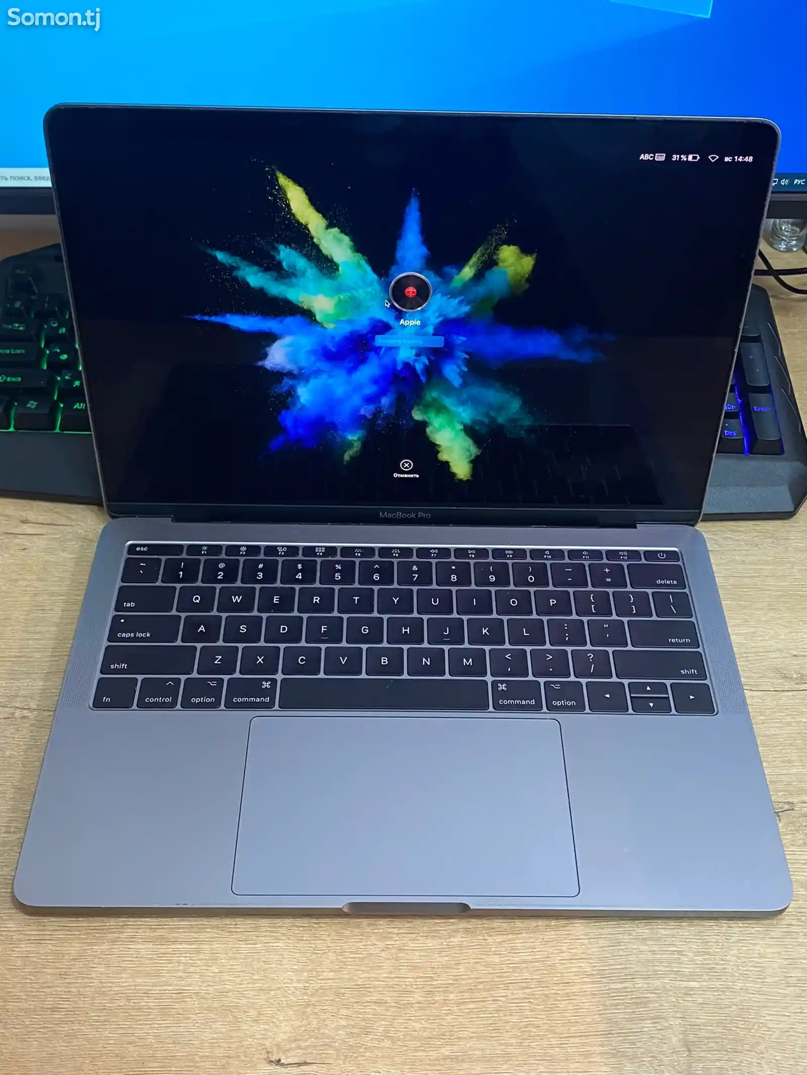 Ноутбук MacBook Pro 2017-1