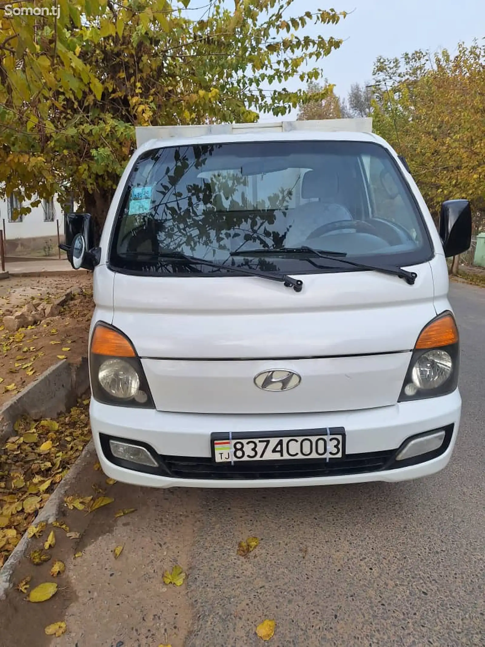 Бортовой автомобиль Hyundai Porter, 2010-1