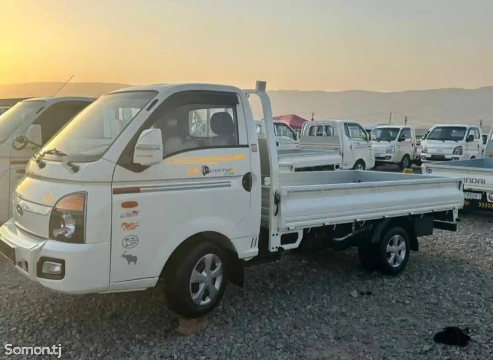 Бортовой автомобиль Hyundai Porter,2014-1