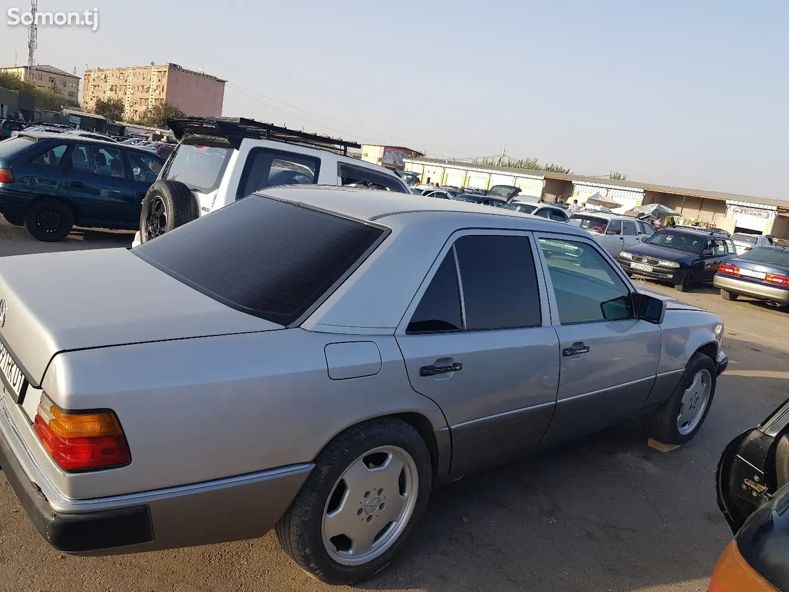 Mercedes-Benz W124, 1993-6