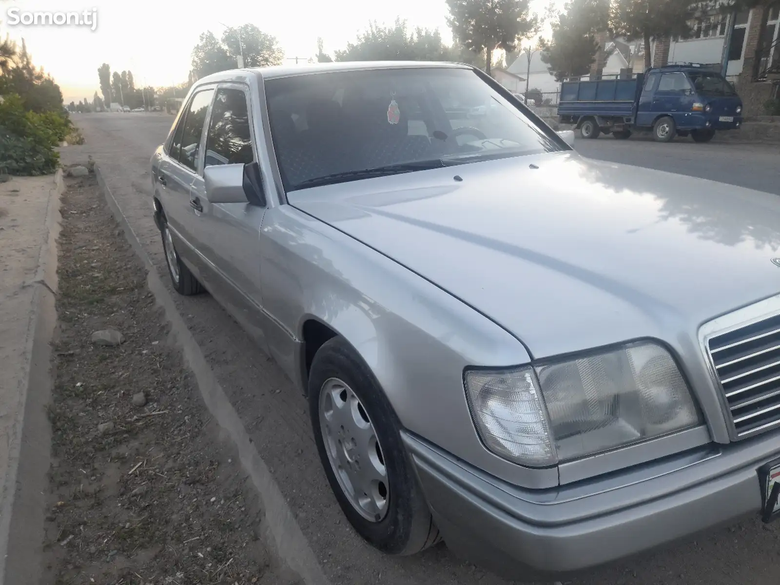 Mercedes-Benz W124, 1994-6