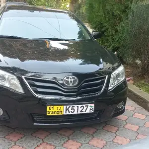 Toyota Camry, 2011