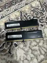 Оперативная память 16gb DDR4 hyperX 2066MHz две планки 32gb-3