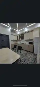 2-комн. квартира, 11 этаж, 70м², 19 мкр-7