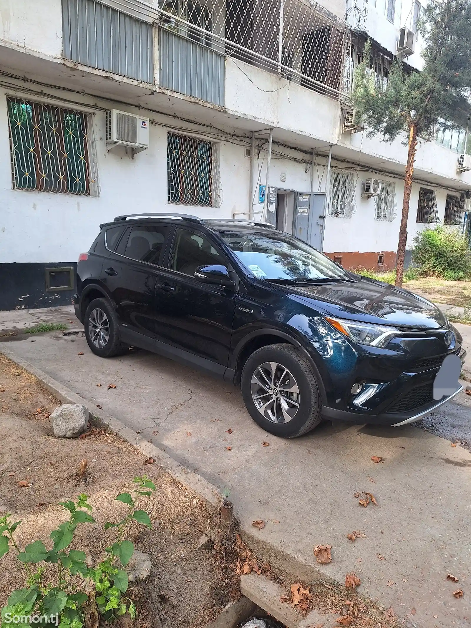 Toyota RAV 4, 2017-1