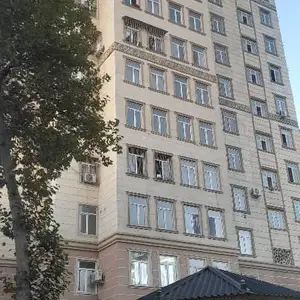 2-комн. квартира, 6 этаж, 51 м², Кохи Нур, 4мкр