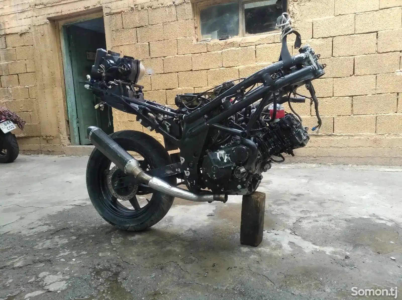 Мотоцикл на запчасти-1