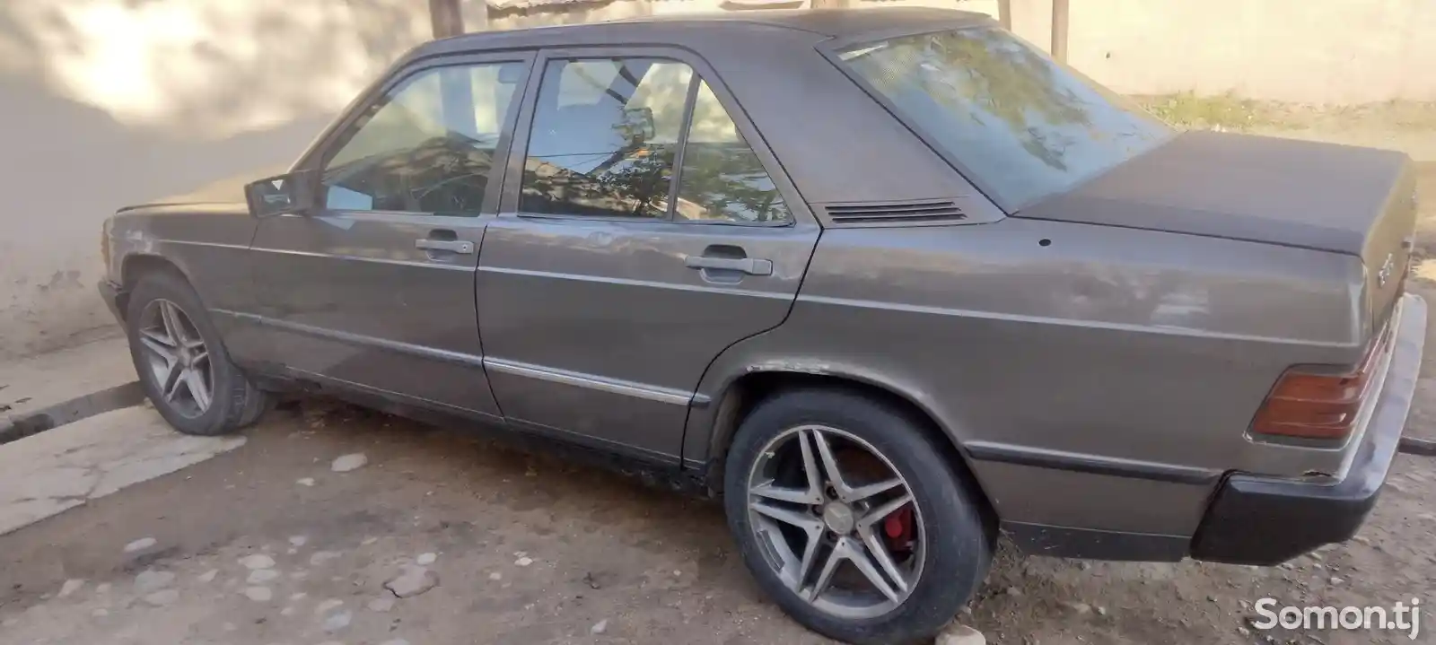 Mercedes-Benz W201, 1987-4