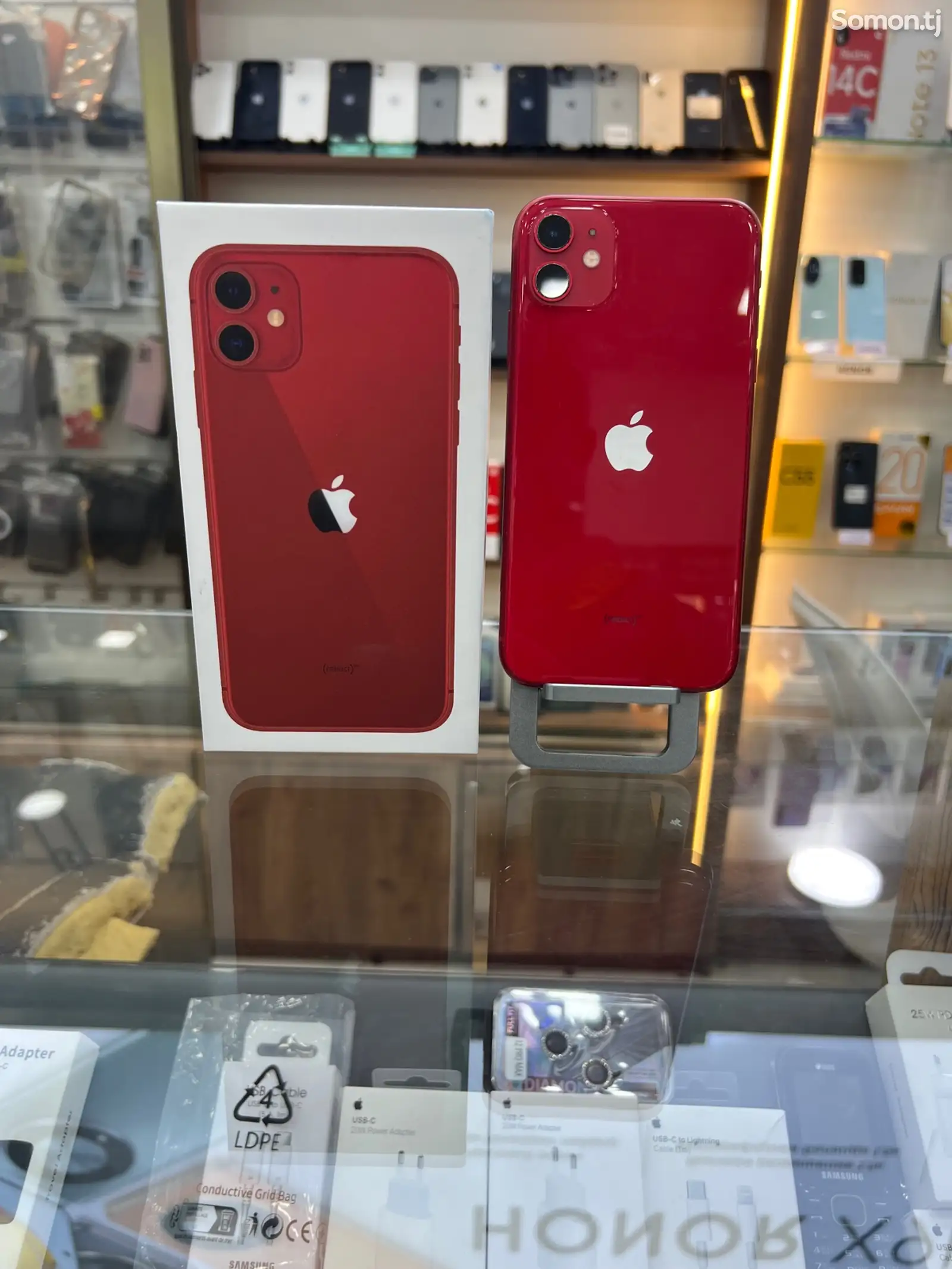 Apple iPhone 11, 256 gb, Product Red-1