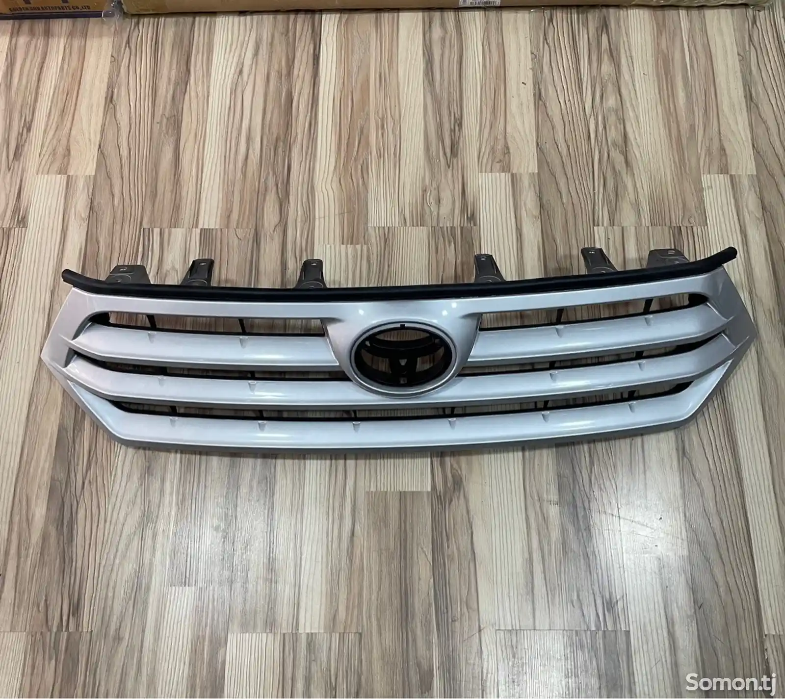 Облицовка от Toyota Highlander 2010-2012-1