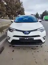 Toyota RAV 4, 2017-3