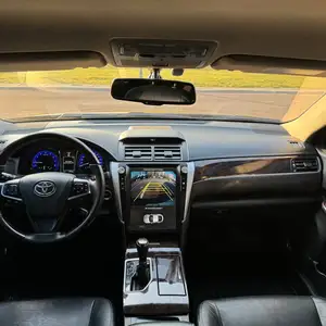 Toyota Camry, 2016