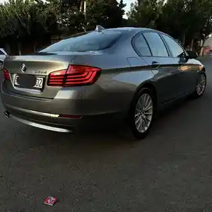 BMW 5 series, 2013