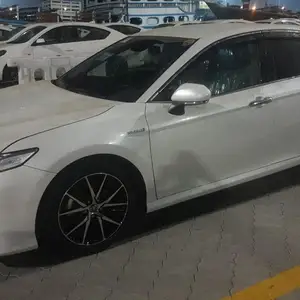 Toyota Camry, 2018