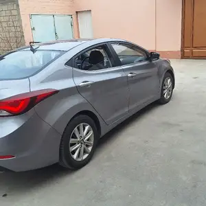 Hyundai Avante, 2015